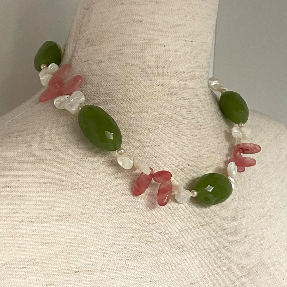 Sterling Silver 925 Beaded Oval Faceted Chrysoprase MOP & Pearl Necklace 17.5" - Picture 3 of 16